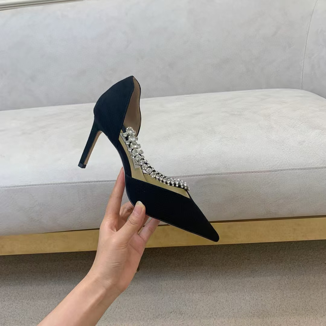 UA Ji*y Ch* Pumps