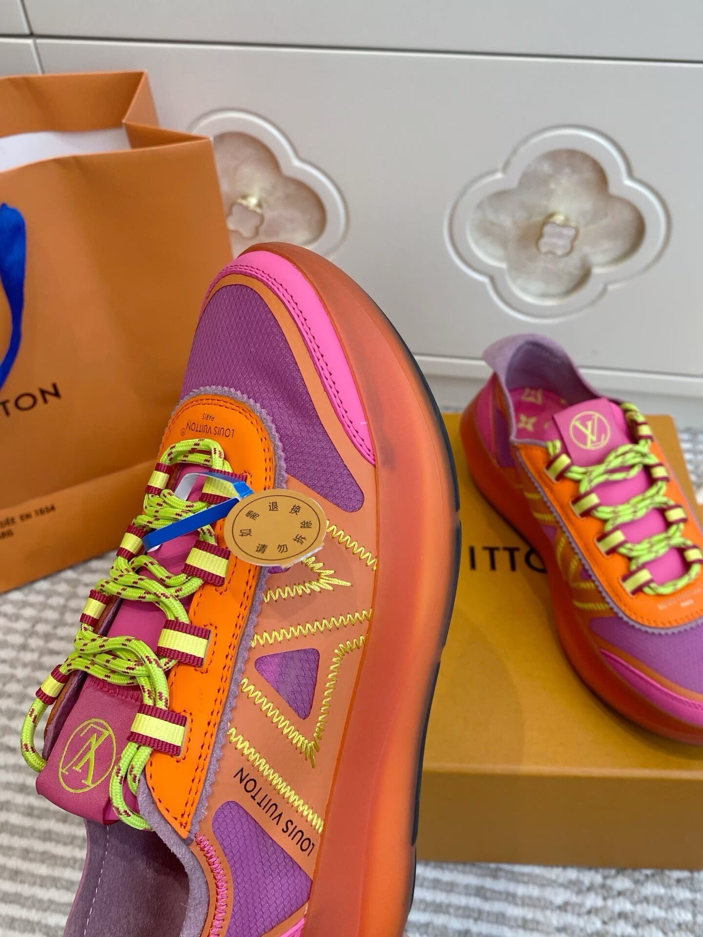 UA LV Sprint Sneakers