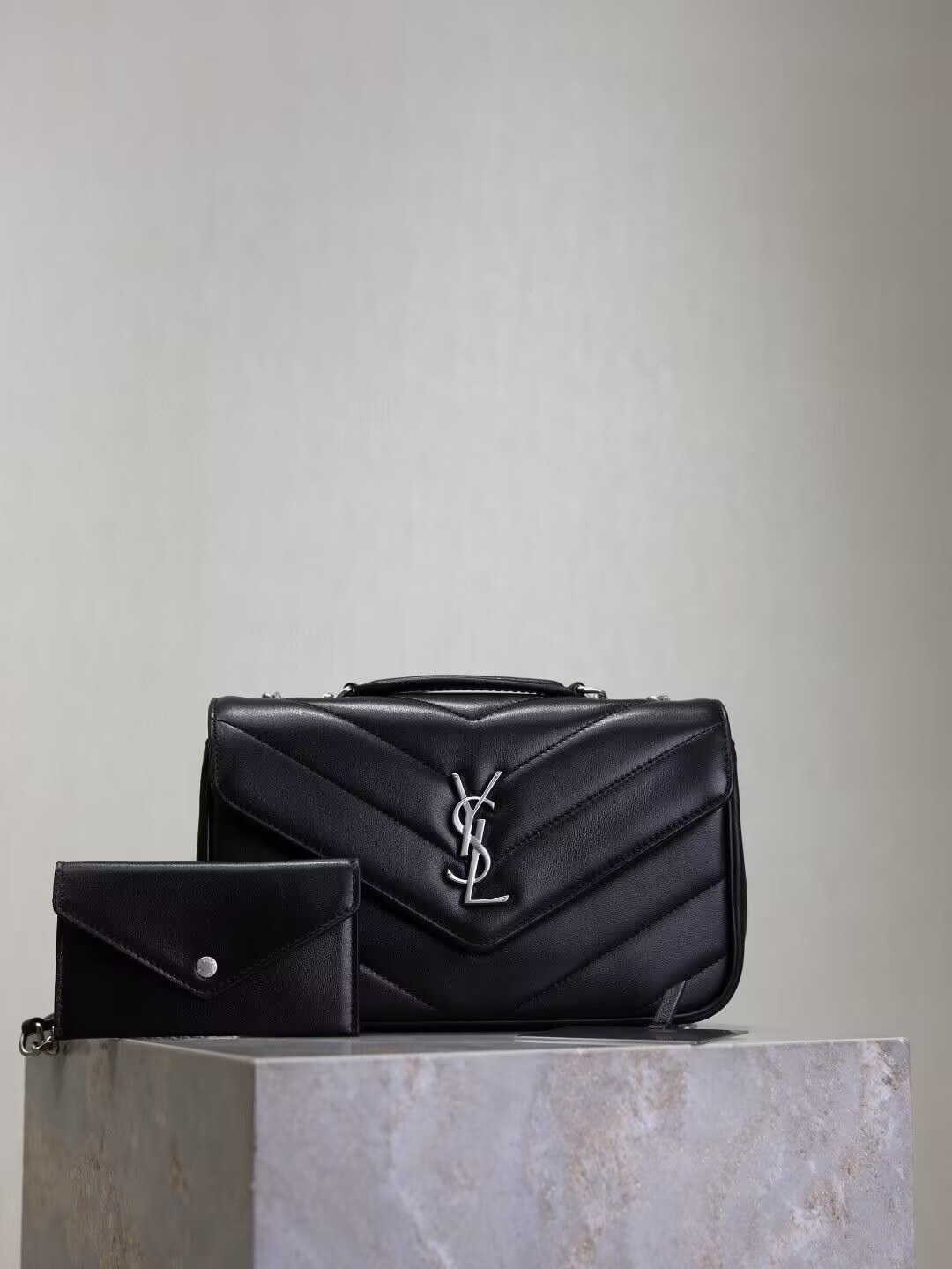 Y*L LOULOU small in MATELASSÉ lambskin 24x14x6cm