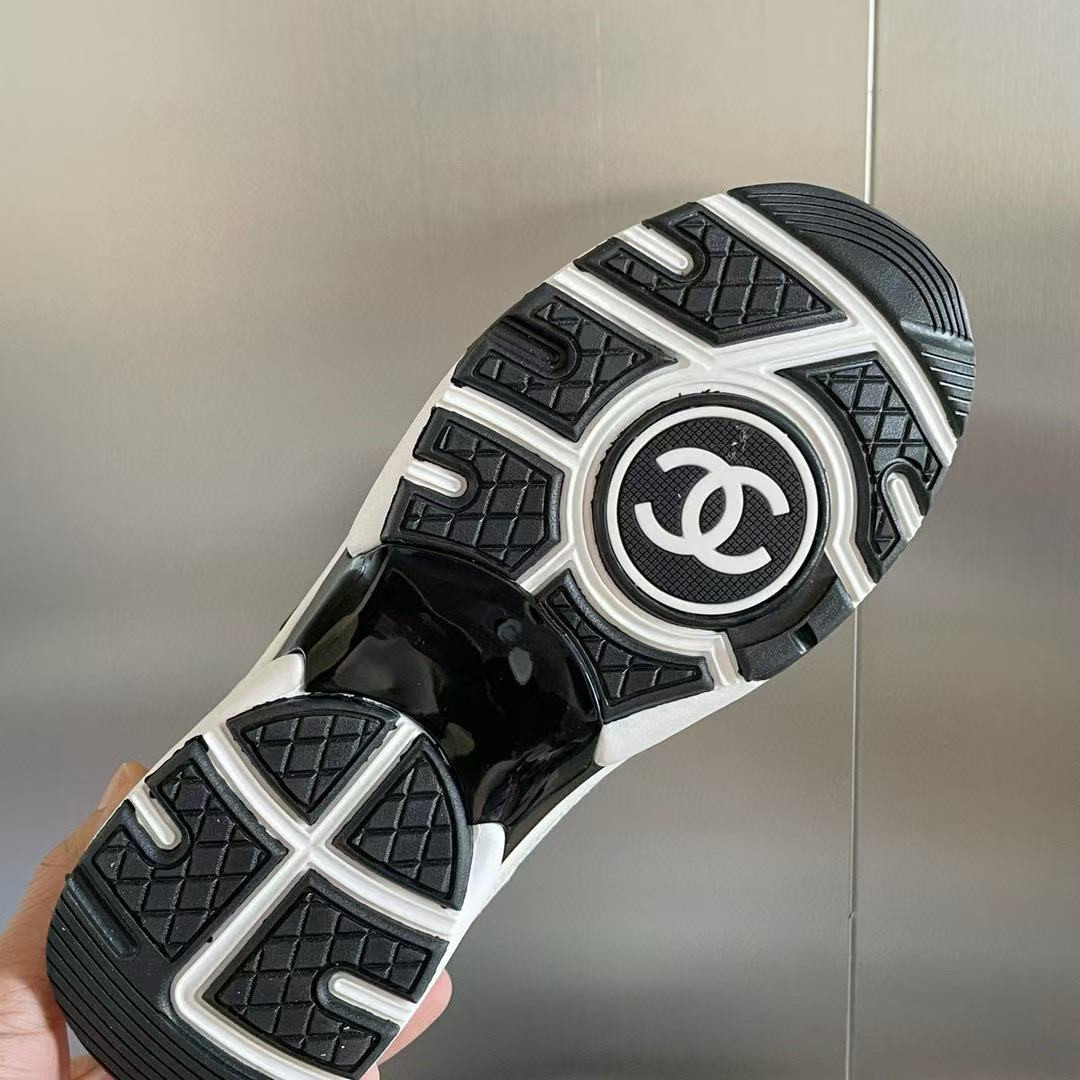 UA Ch*el SNEAKERS