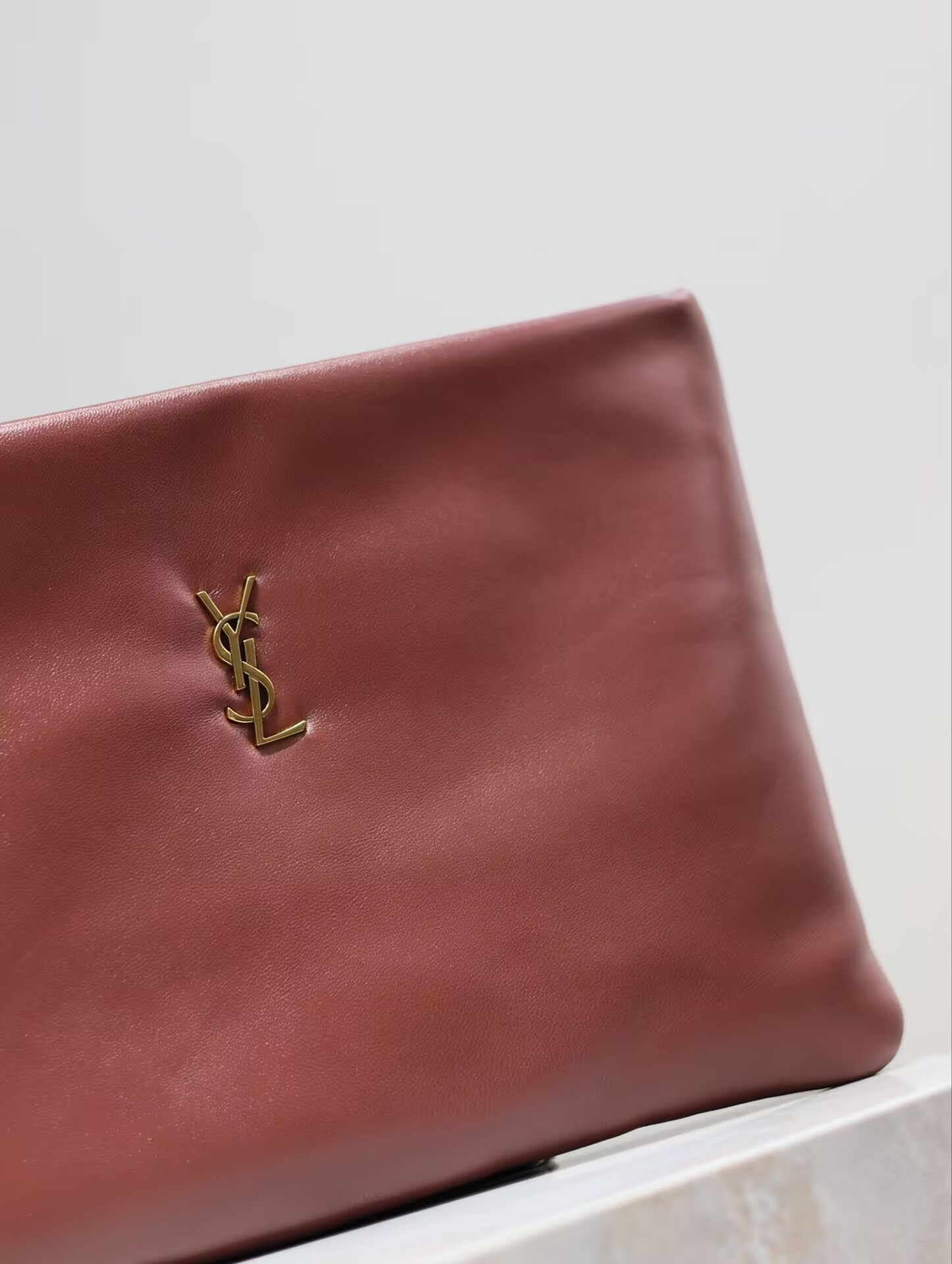 Y*L CALYPSO large pouch in lambskin 30x22x3cm