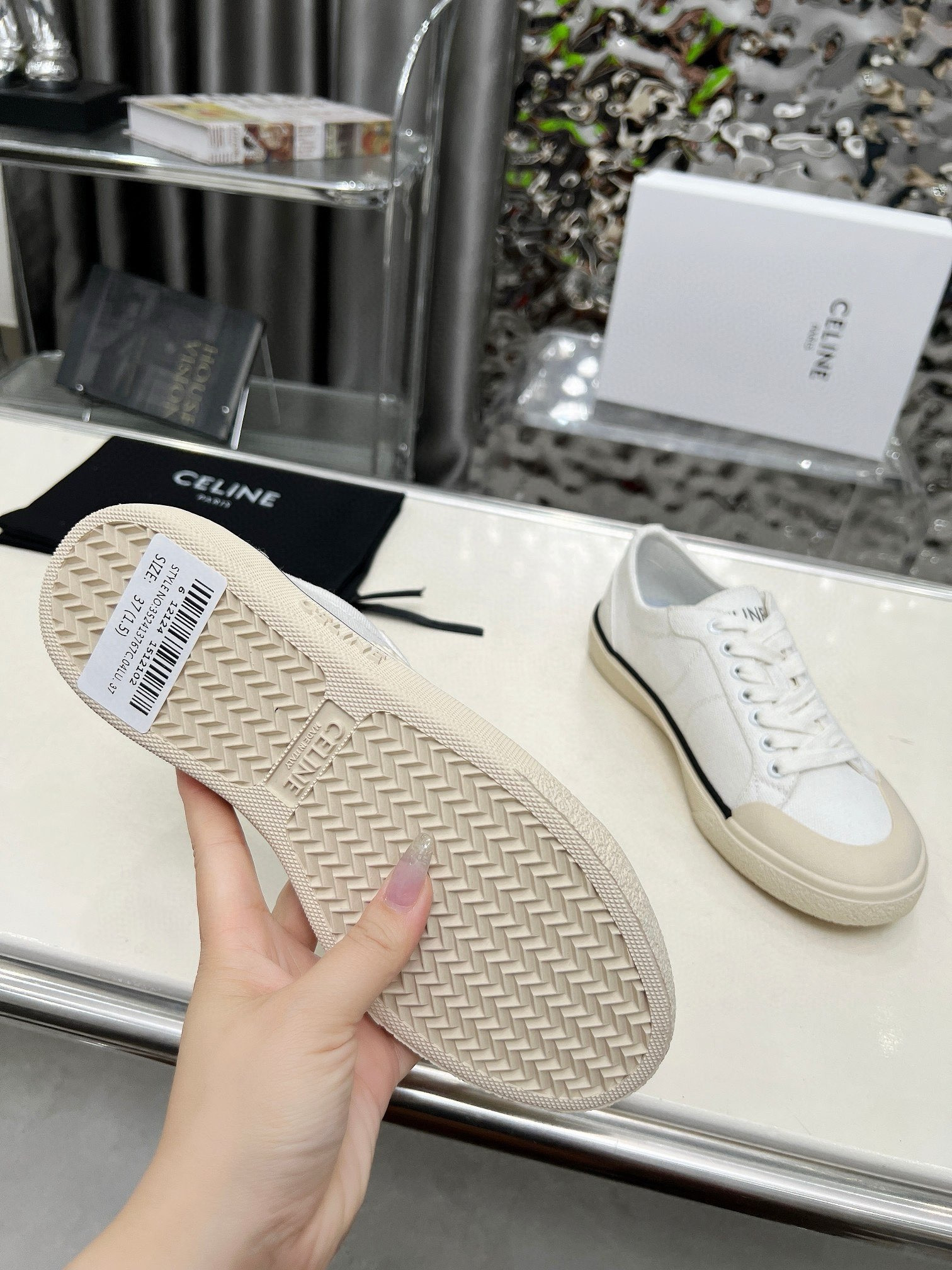 ua Ce**e alan sneakers with triomphe in canvas