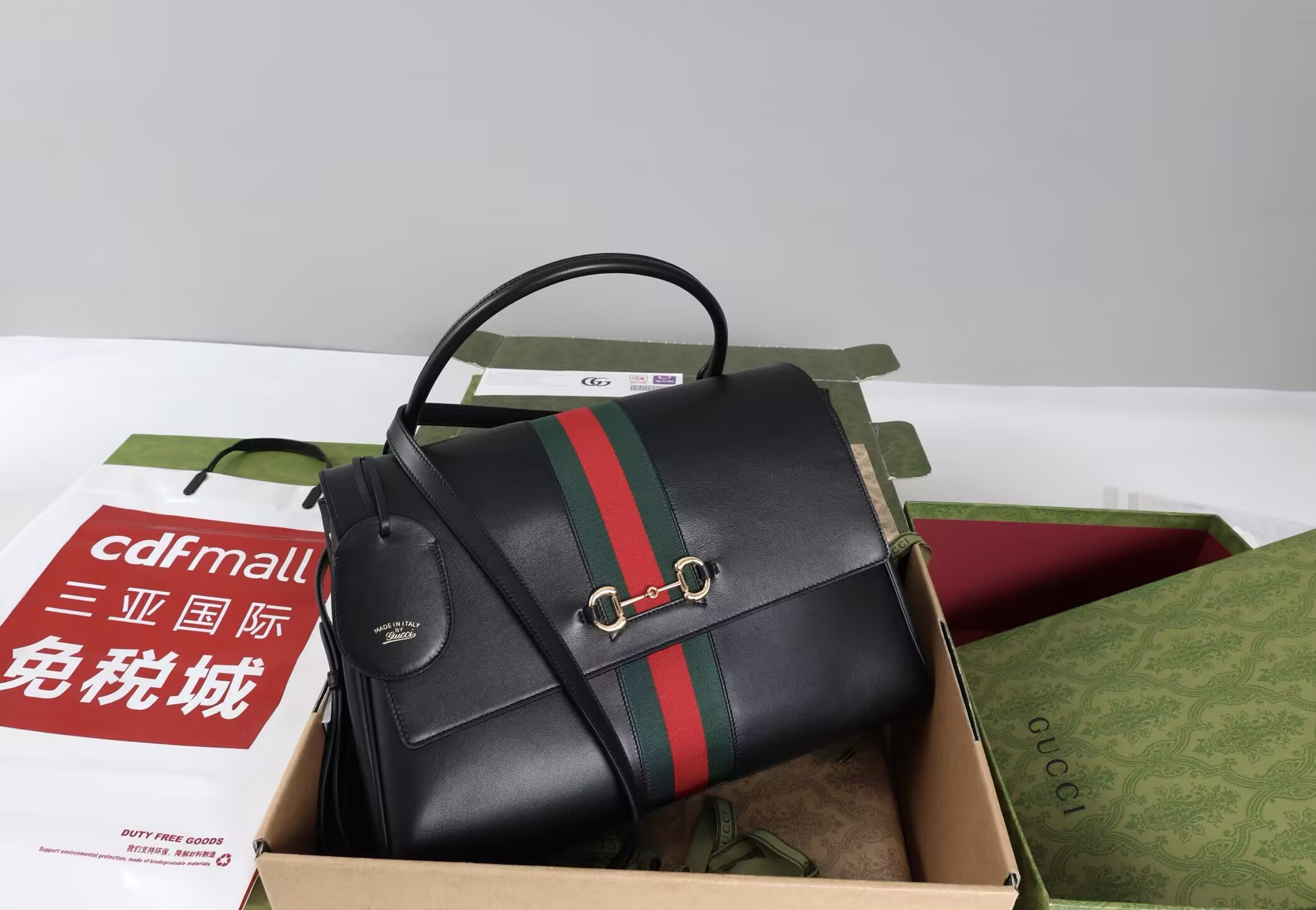 G*u*i horsebit bag 37x29x13cm