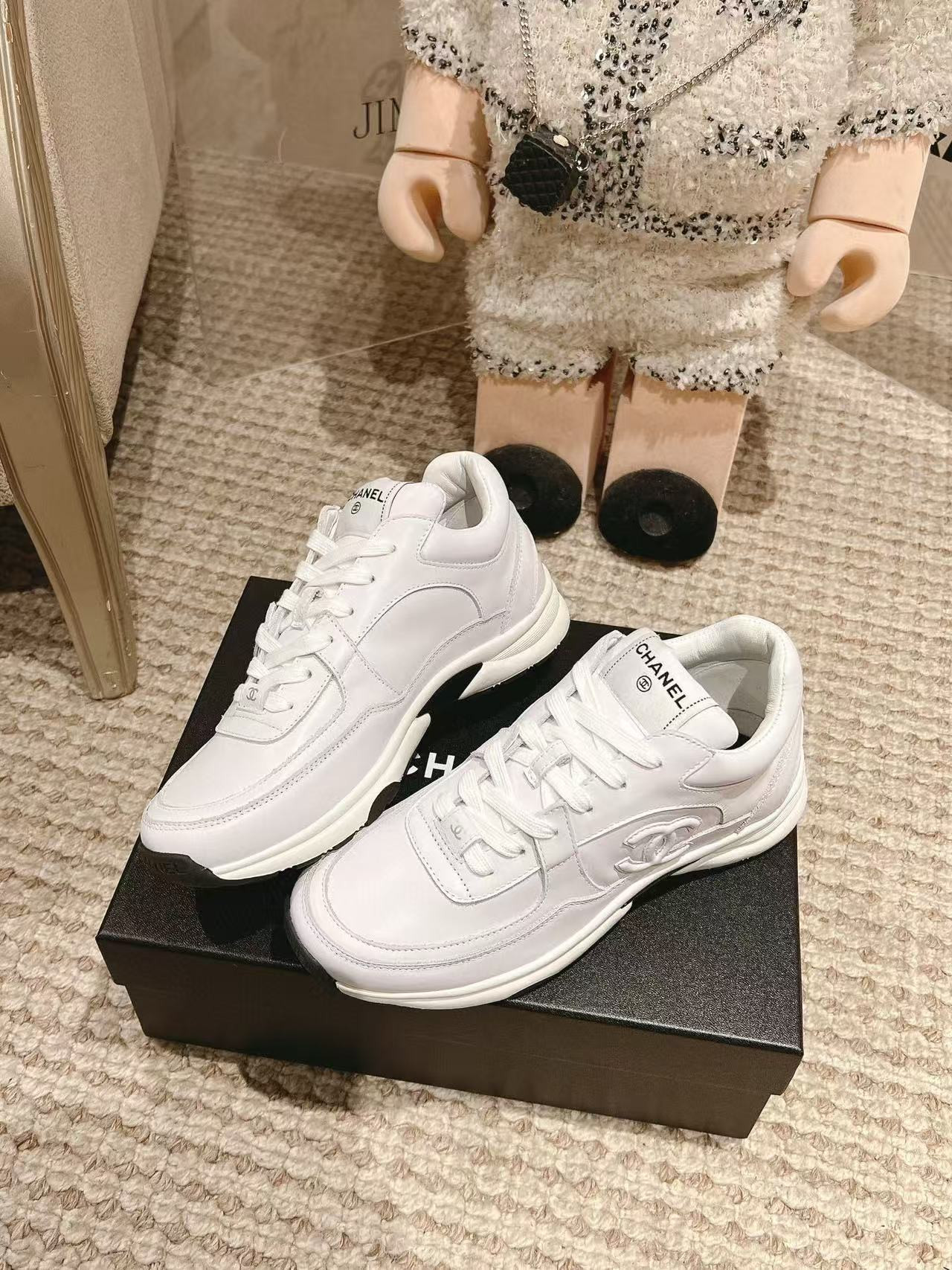 UA Ch*el SNEAKERS Fabric