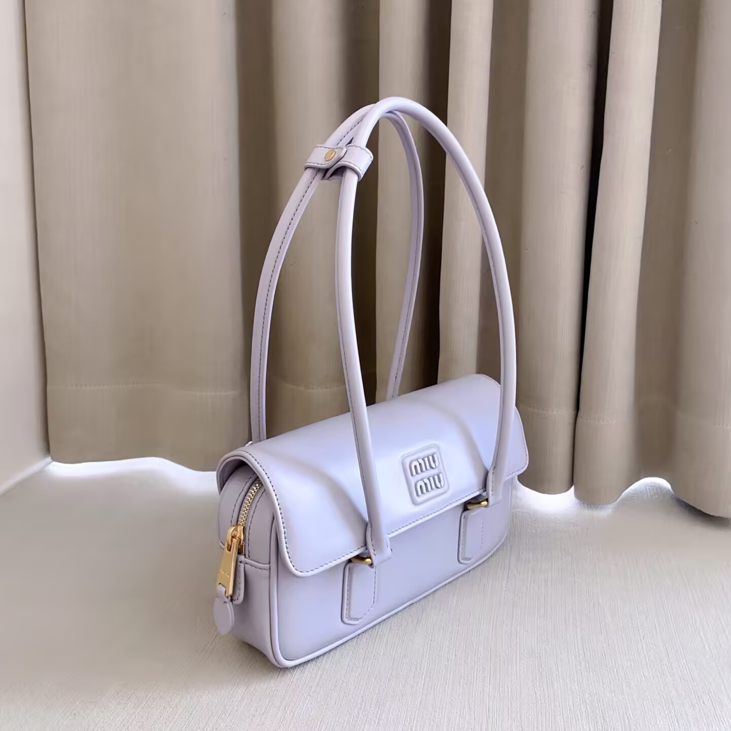 M1v M1v arcadie leather bag 24x11.5x5cm