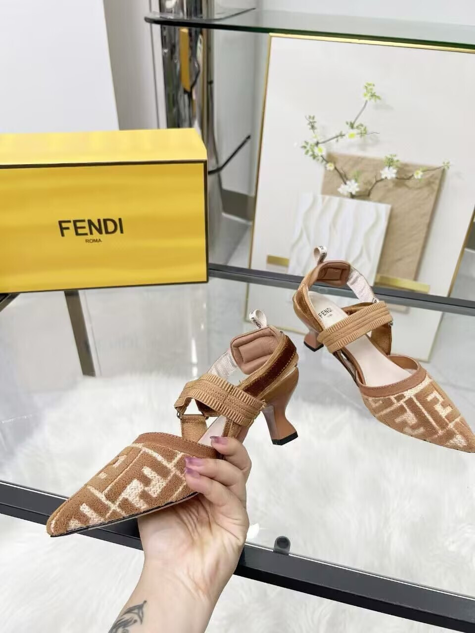 ua F**di slingback pumps