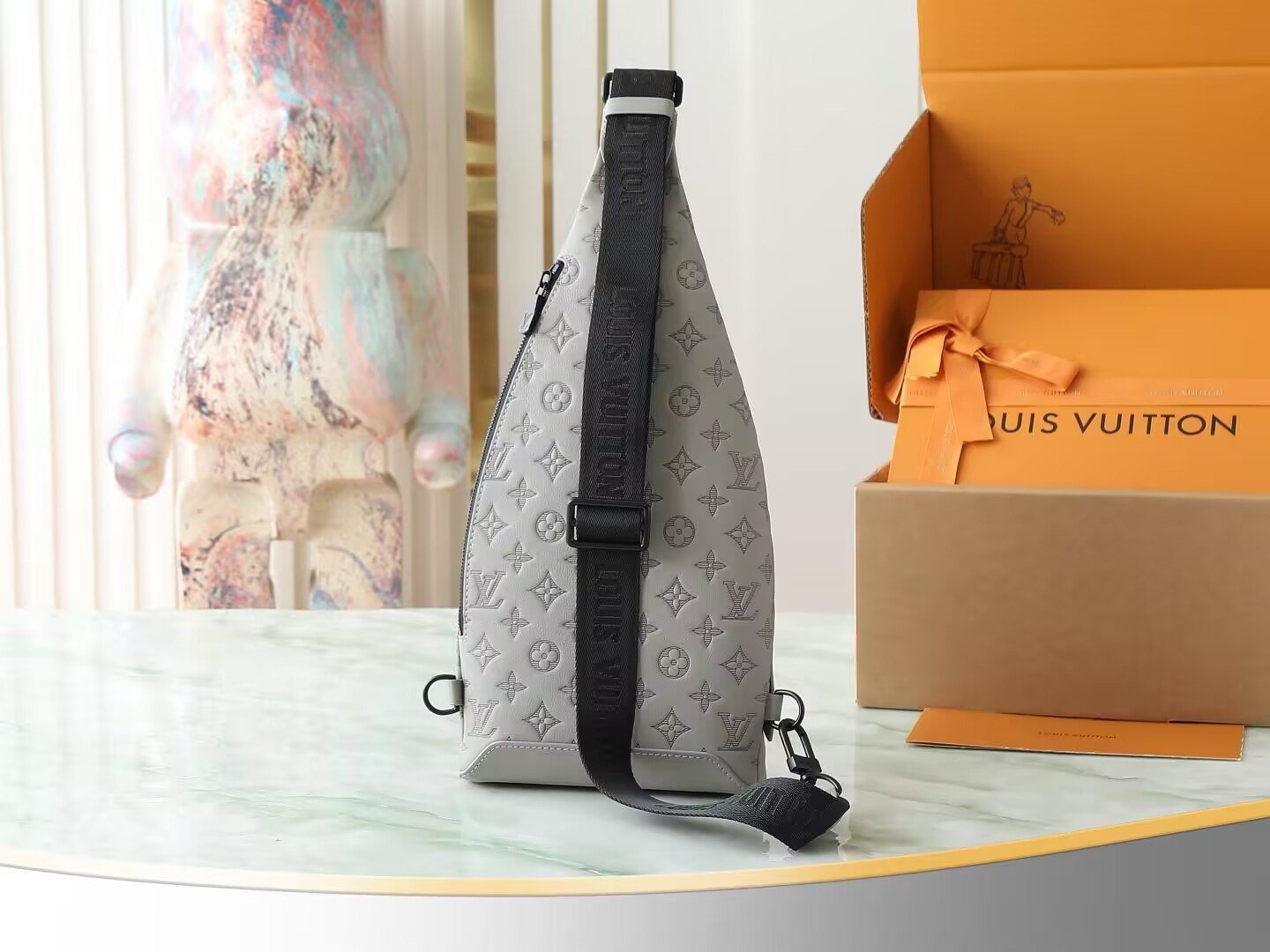 LV Duo Slingbag M14916 20 x 42 x 6CM