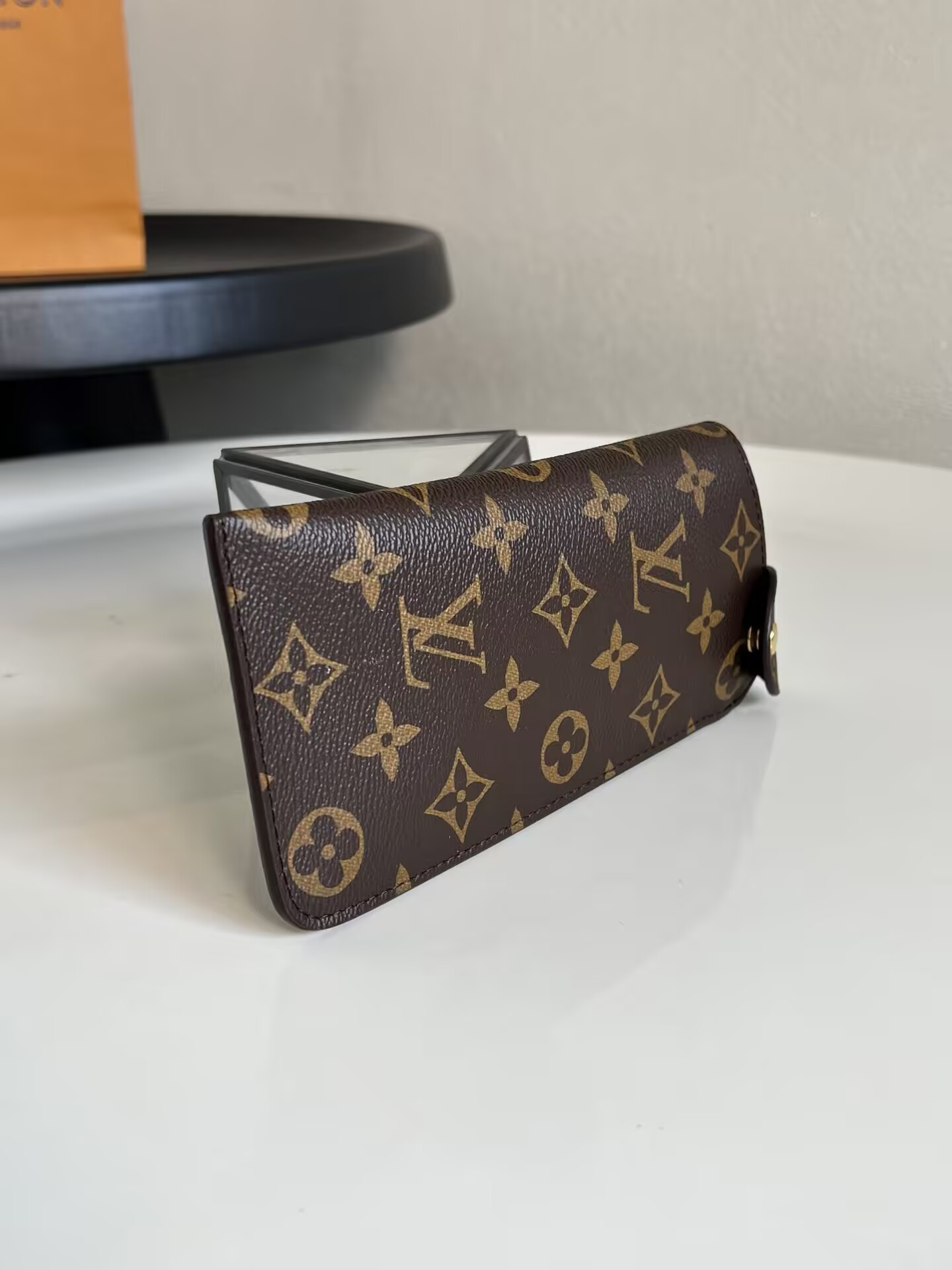 LV Monogram Etui Lunettes eyeglass case M00284 8.5x3x19cm