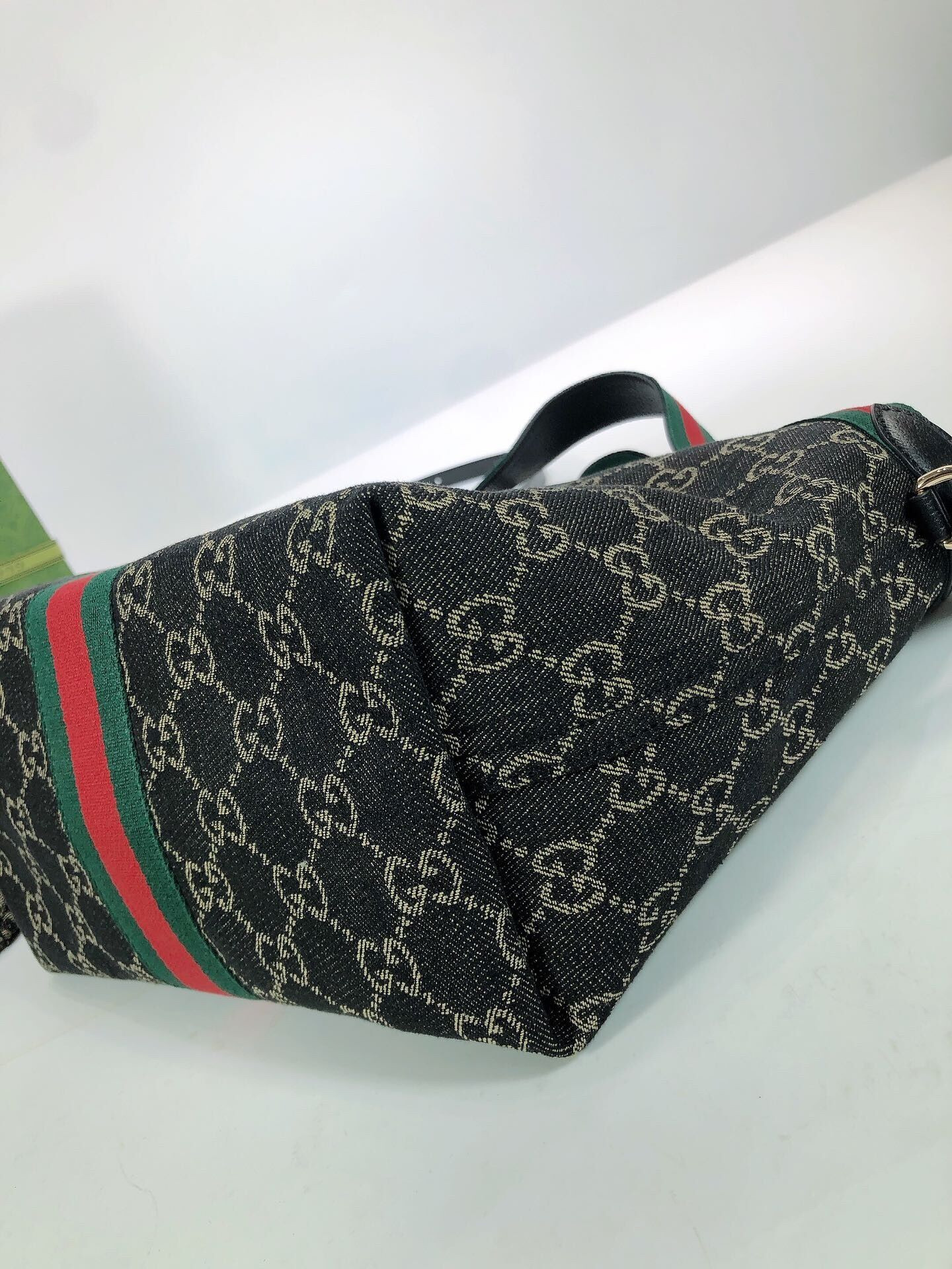 G*u*i giglio small tote bag 25x20x15cm