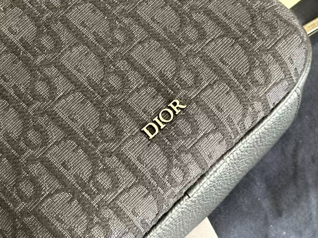D*0r Rider 2.0 Sling Bag Black D*0r Oblique Jacquard and Black Grained Calfskin 17x26x8cm
