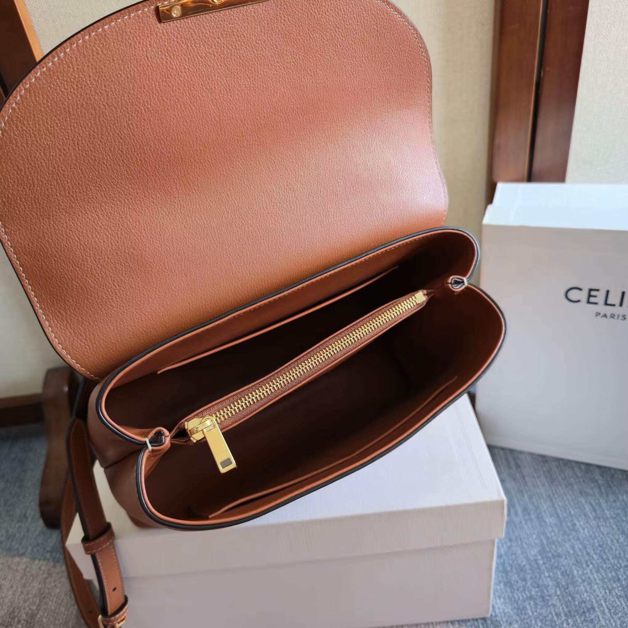 Ce**e medium nino bag 25x17.5x10cm
