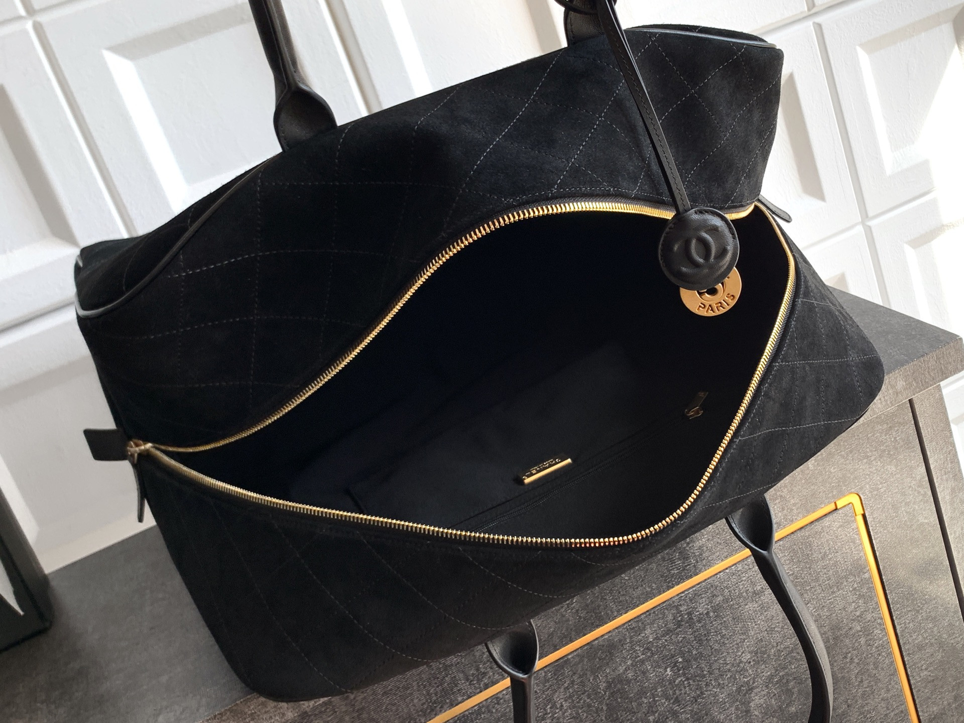 Ch*el maxi bowling bag as6212 42x32x21cm