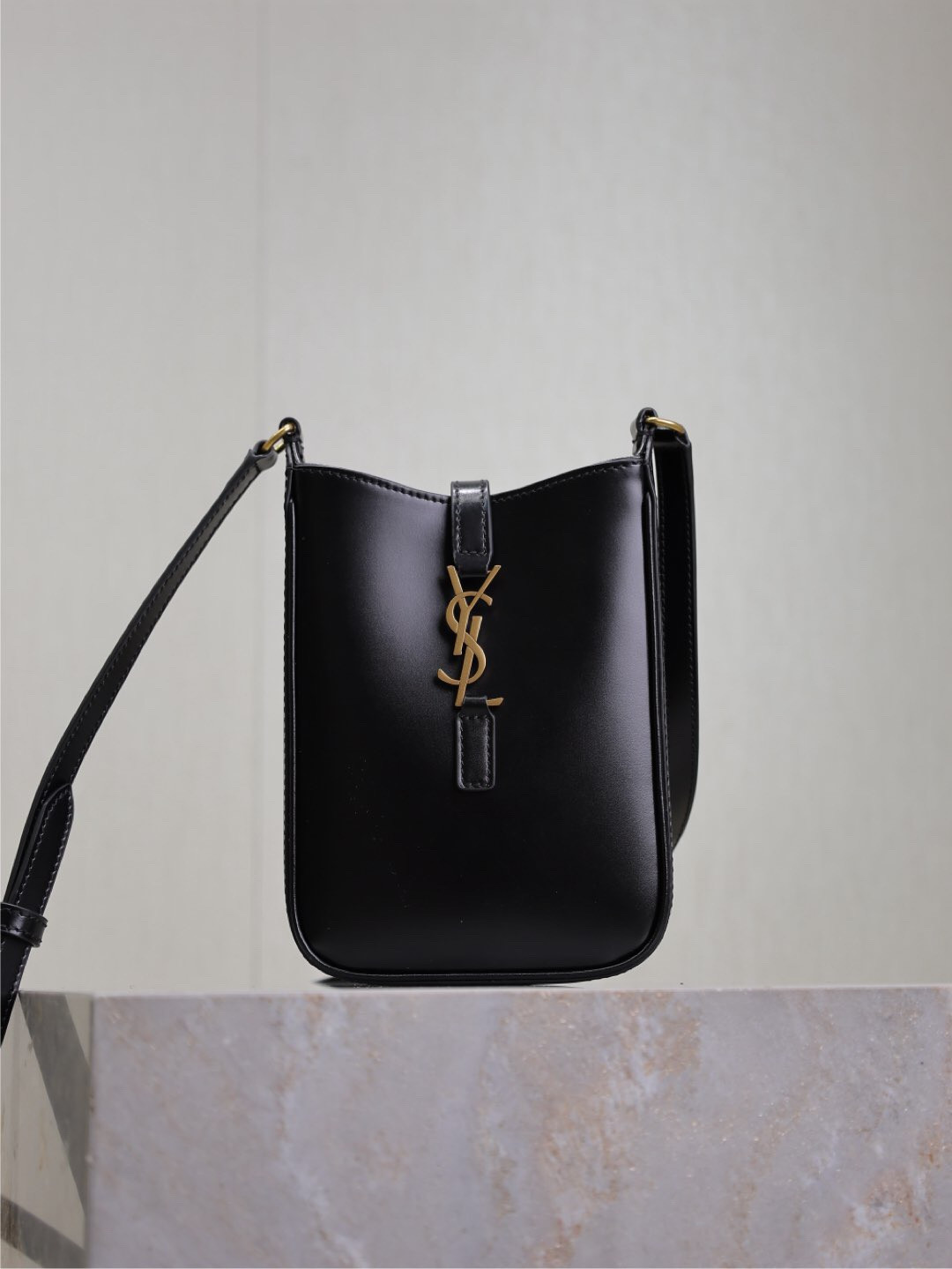 Y*L LE 5 A 7 Mini 18x13.5x3.5cm