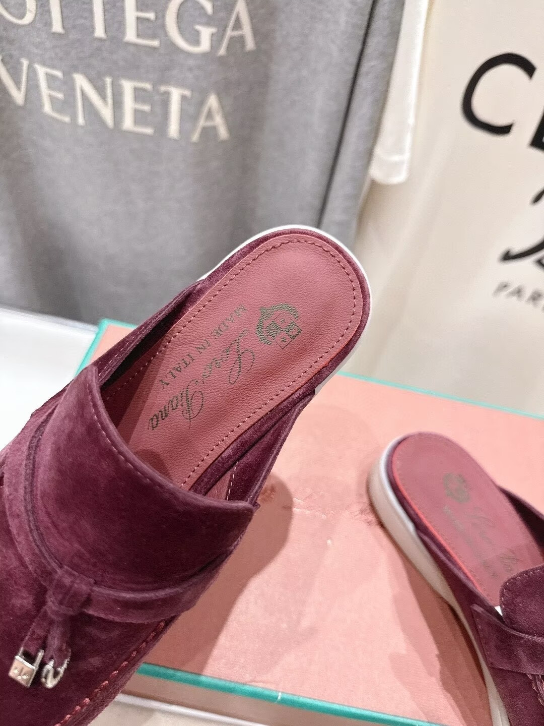ua L**o p*ana babouche charms walk loafers