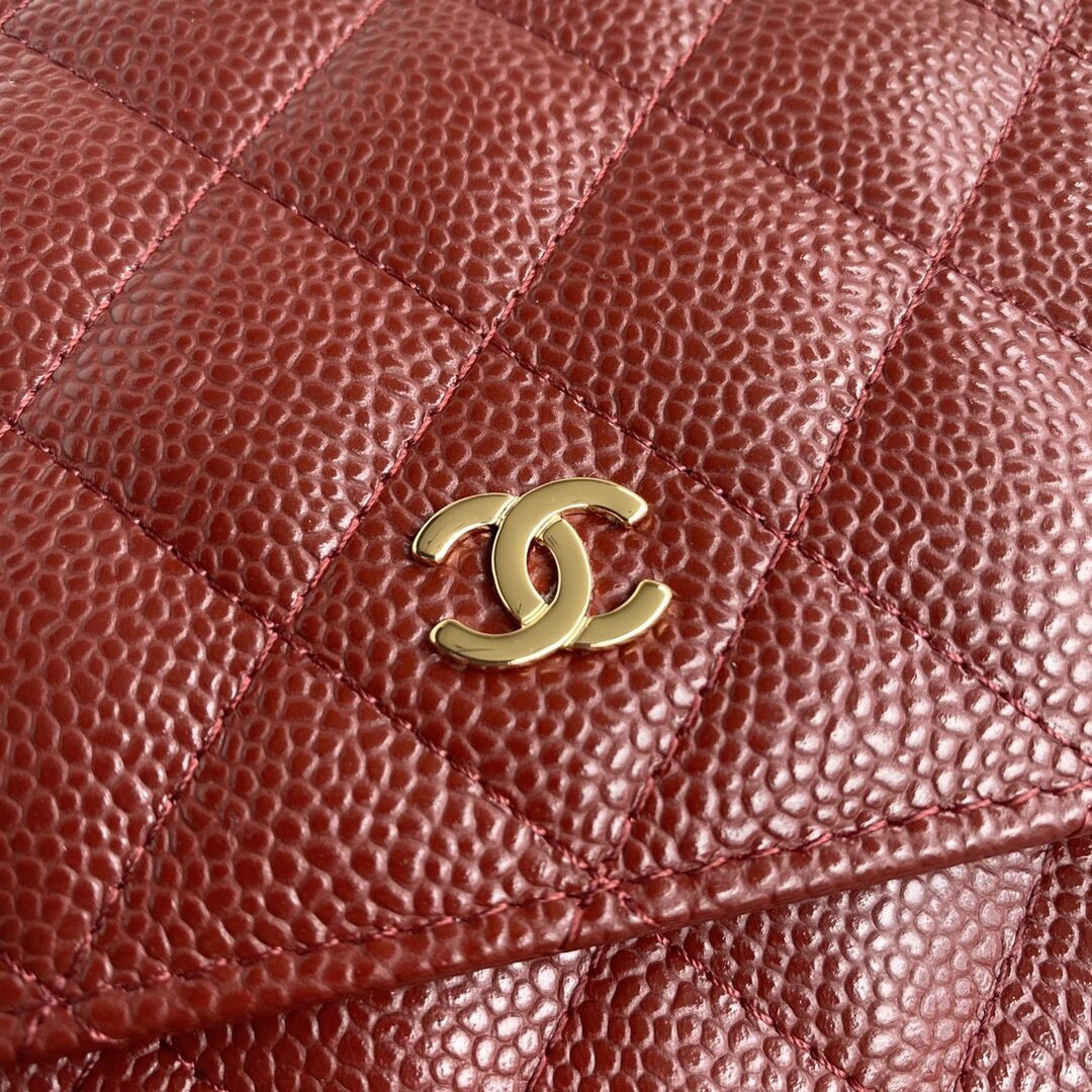Ch*el WOC CLASSIC WALLET ON CHAIN RED 4.8 × 7.5 × 1.4 in