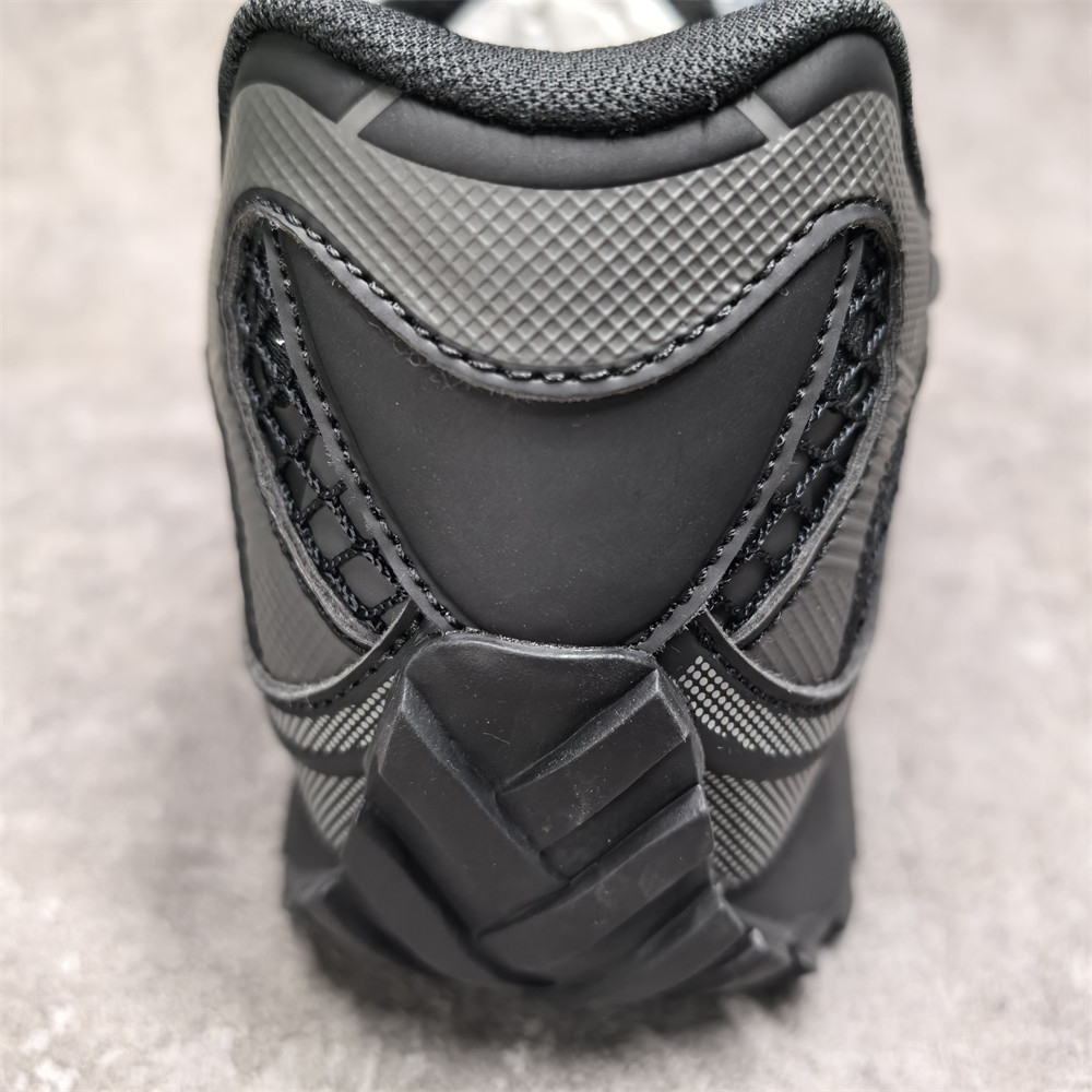 UA Bo*te*ga Ve*ne*ta Orbit Sneaker