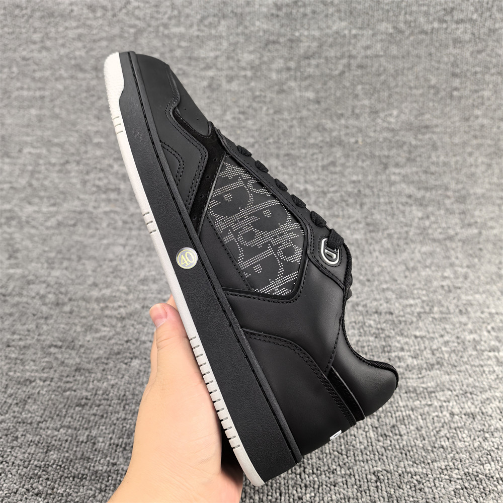 UA D*0r Sneaker