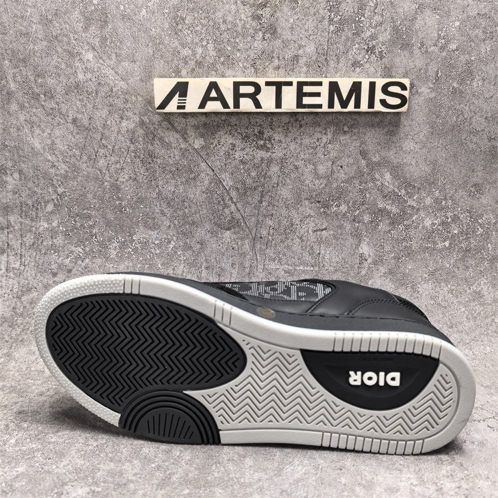 UA D*0r Sneaker