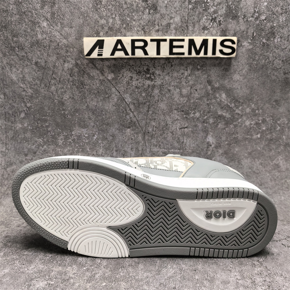 UA D*0r Sneaker