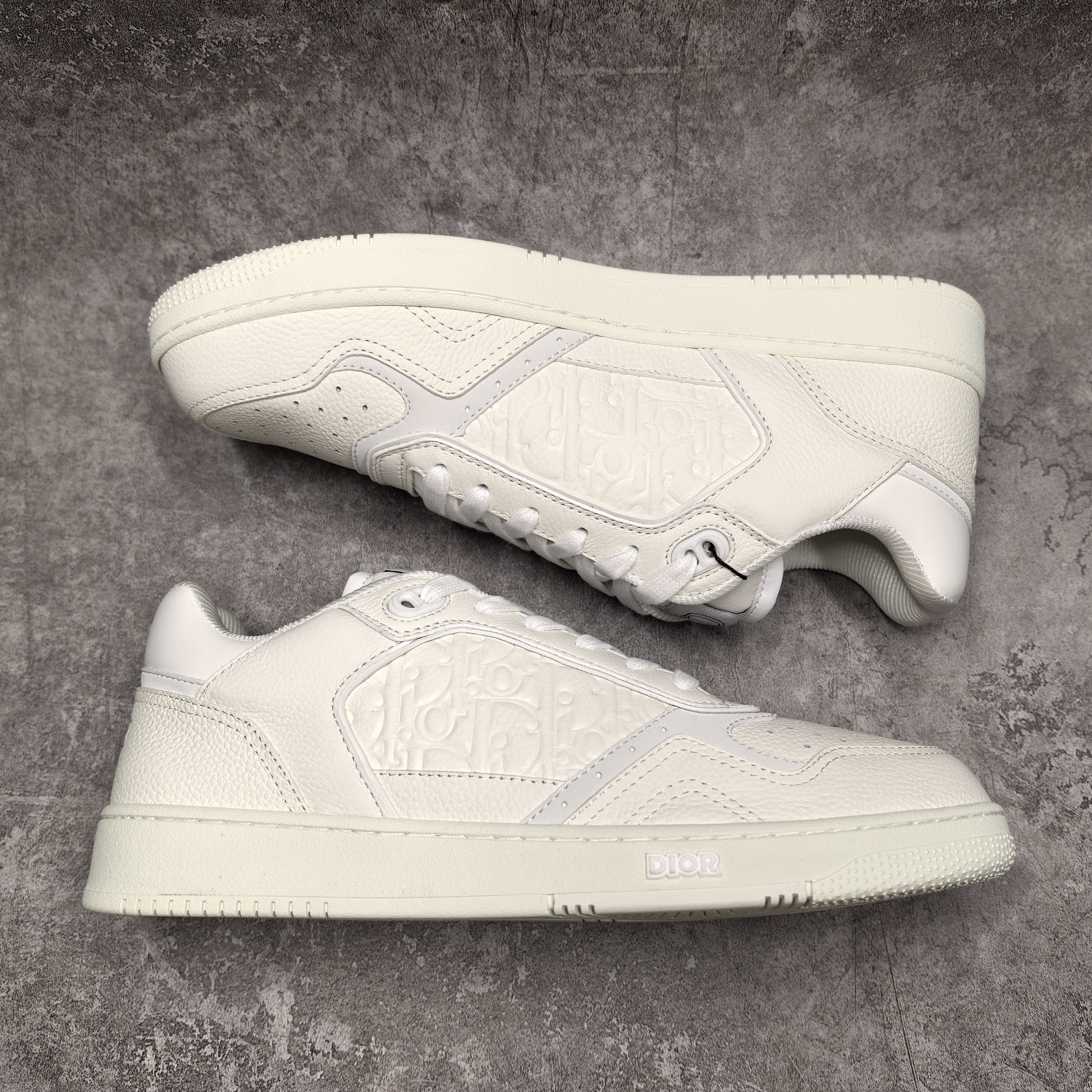 UA D*0r Sneaker