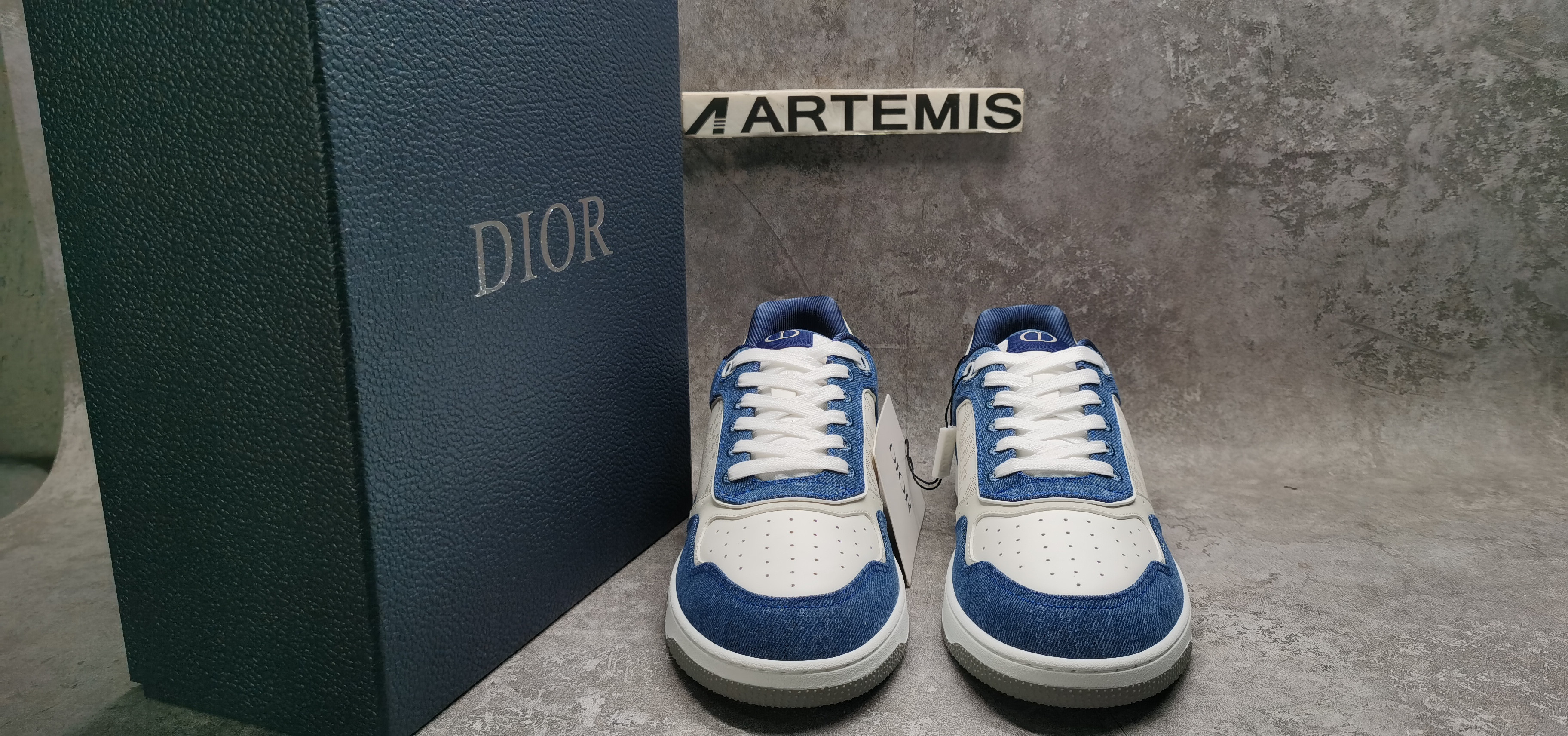 UA D*0r B27 Sneaker