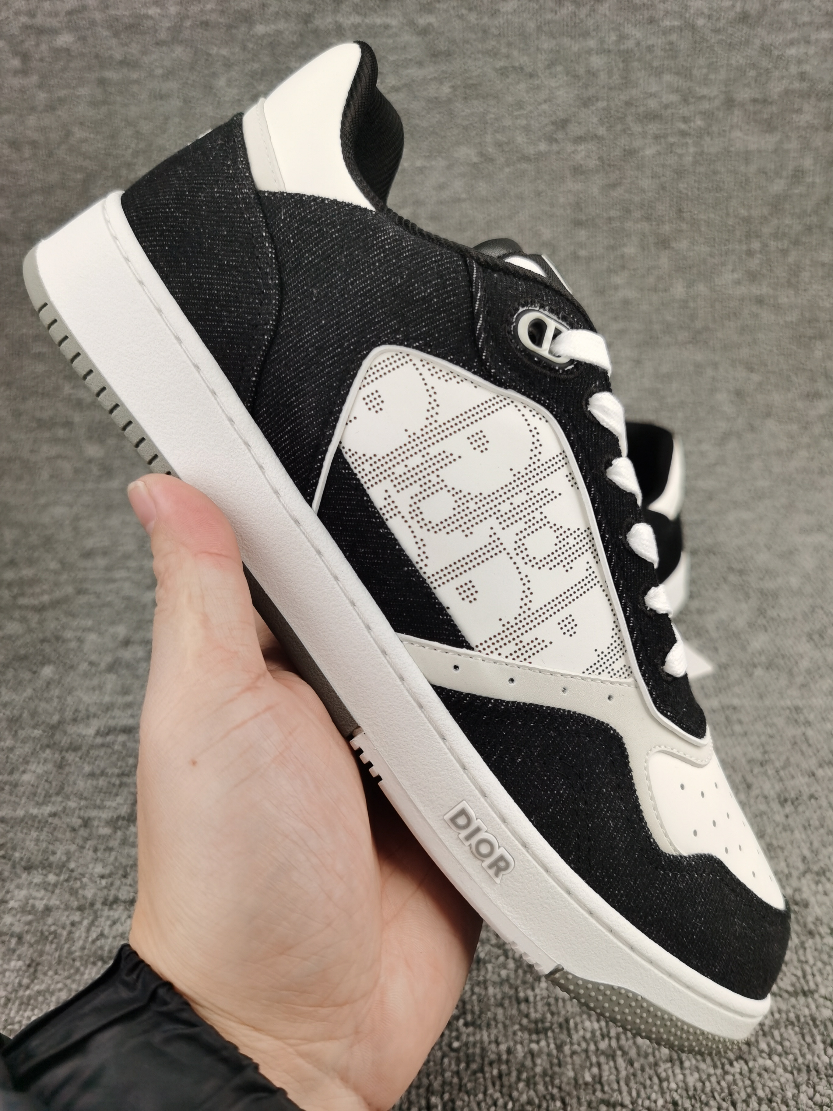 UA D*0r B27 Sneaker