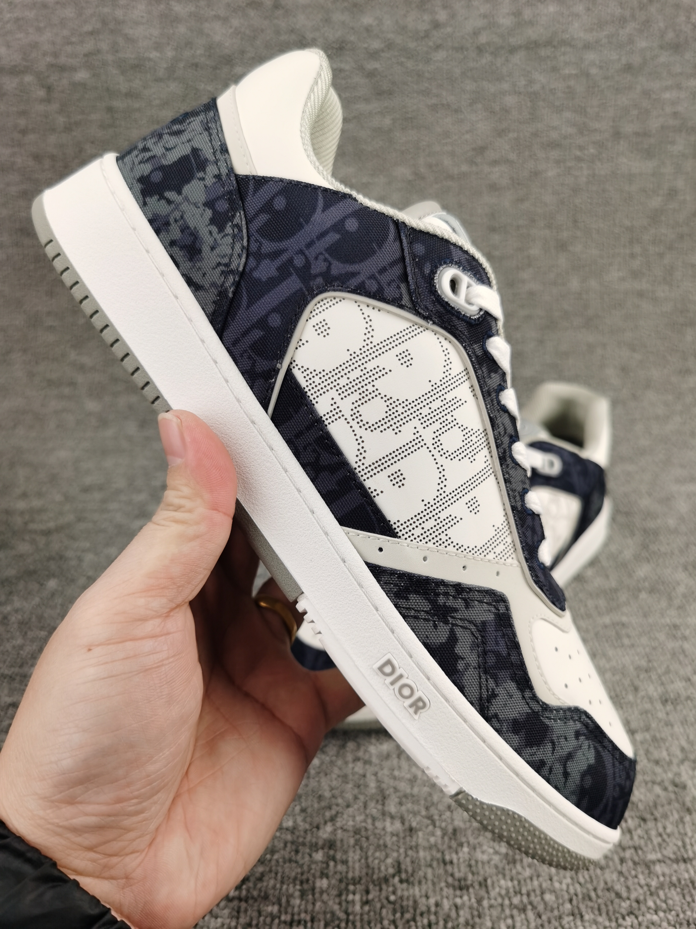 UA D*0r B27 Sneaker