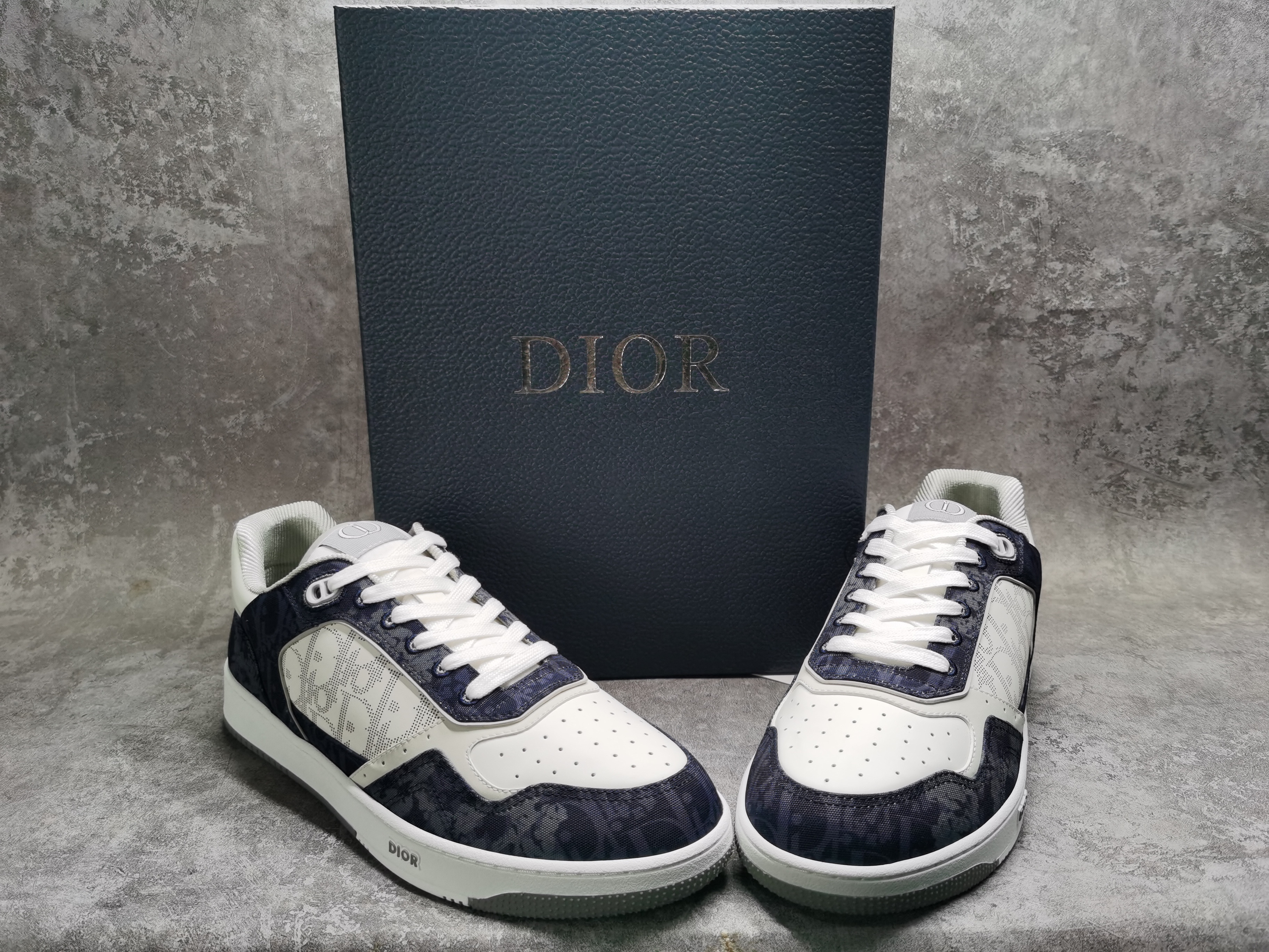 UA D*0r B27 Sneaker