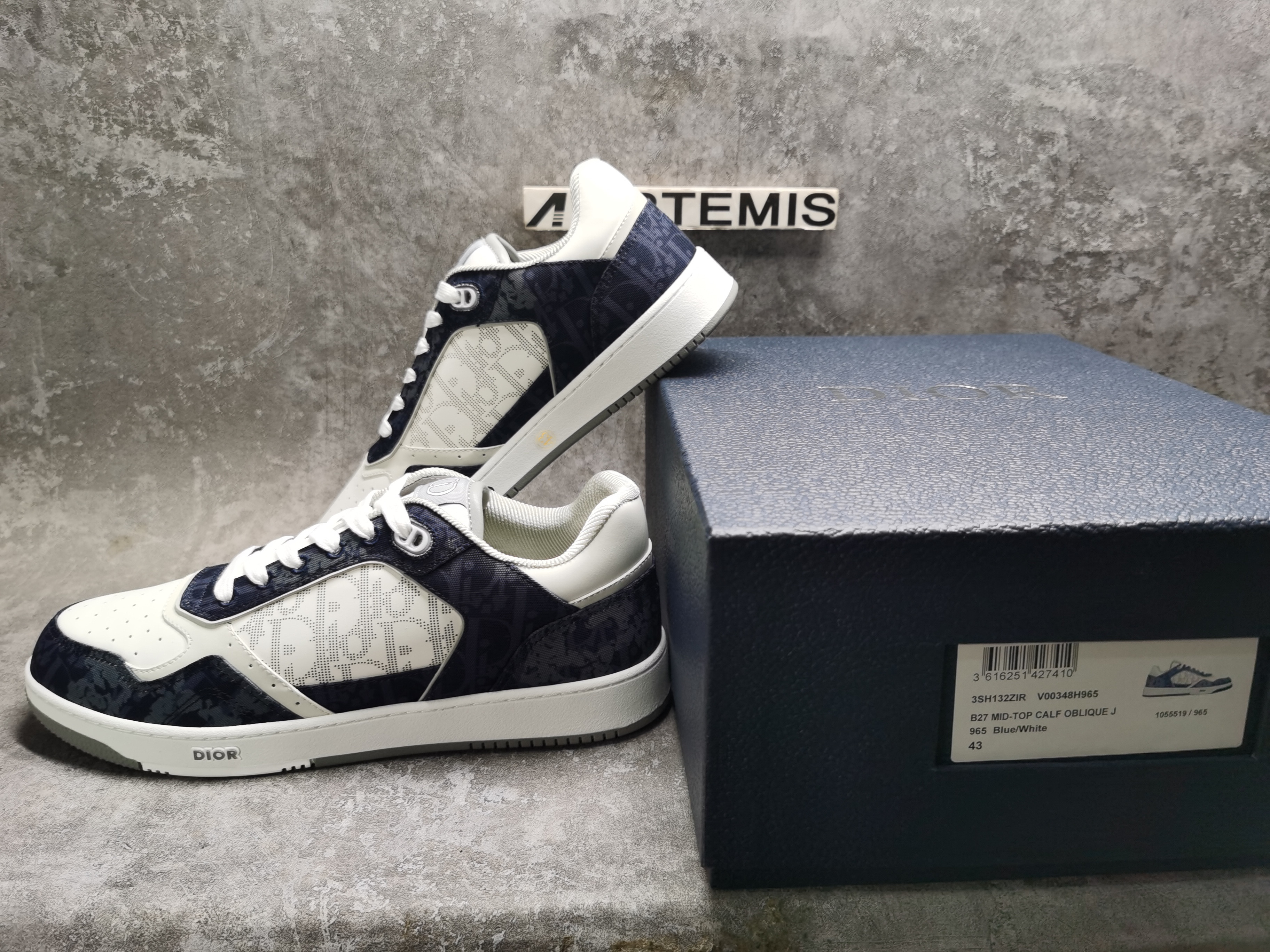 UA D*0r B27 Sneaker