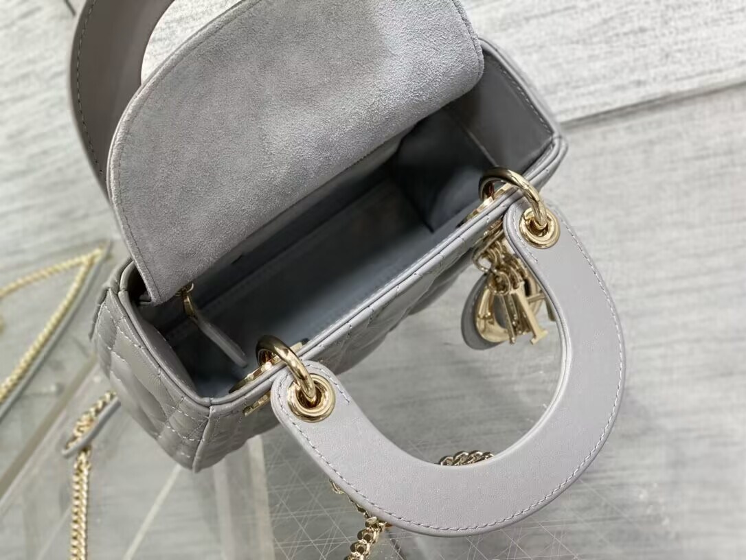 D*0r MINI LADY D*0r BAG 6.5 X 6 X 3 INCHES