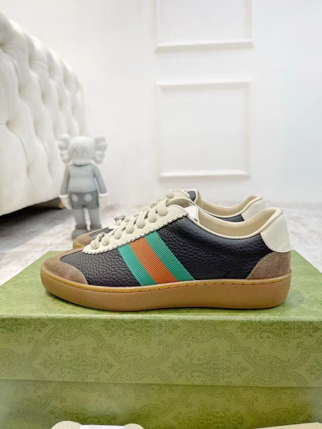 UA G*u*i G74 Web Sneaker