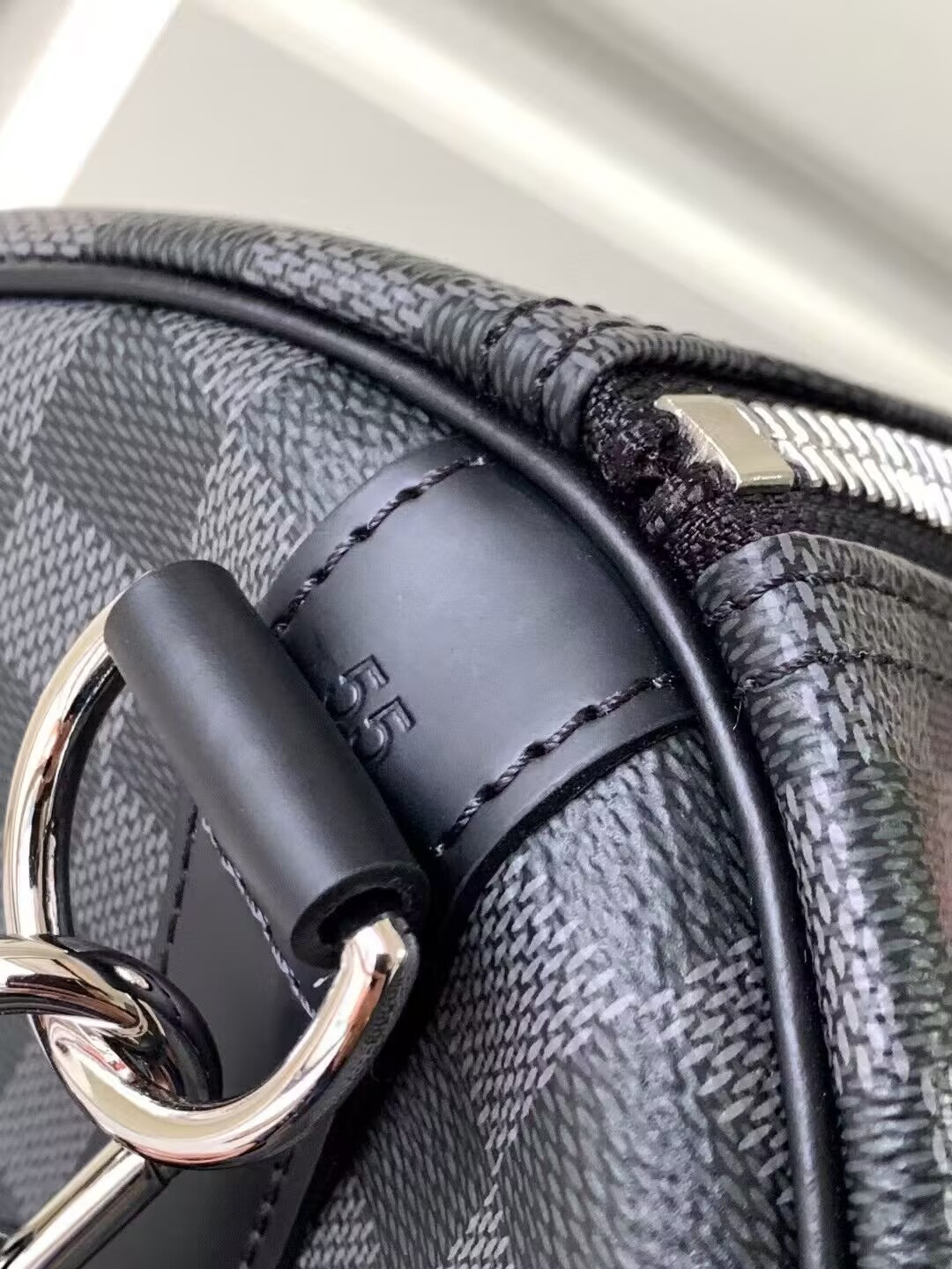 L0*is V*t0n LV Keepall Bandoulière 55 55 x 31 x 26 cm