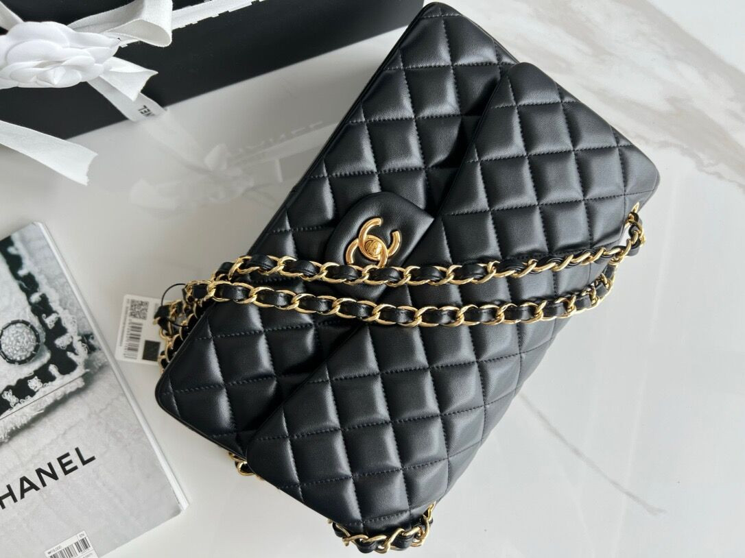 Ch*el Classic Flap Jumbo 30cm CF shiny black 7.6 × 11.7 × 3.9 in