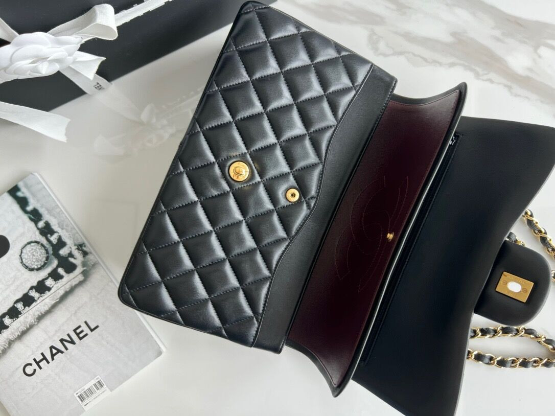 Ch*el Classic Flap Jumbo 30cm CF shiny black 7.6 × 11.7 × 3.9 in