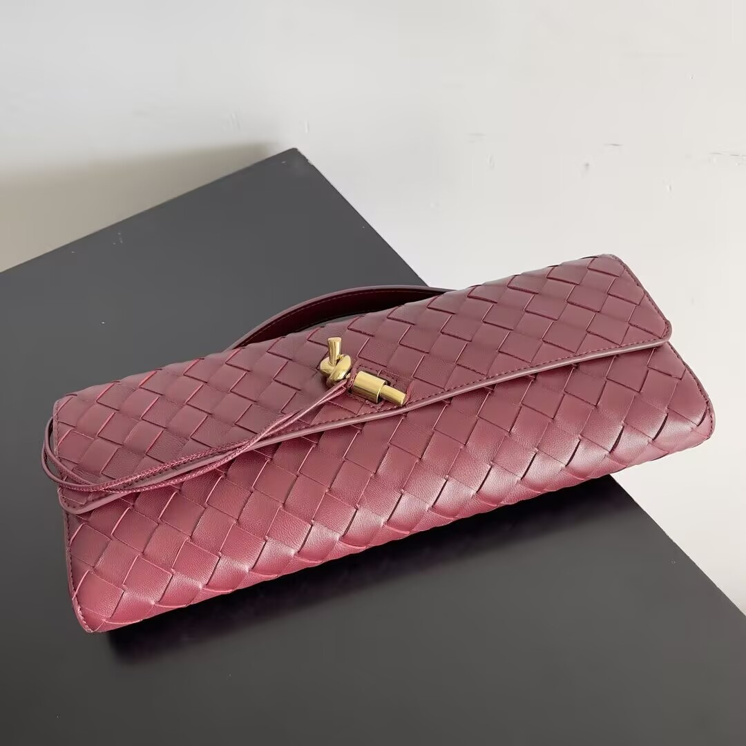 Bo*te*ga Ve*ne*ta Long Clutch Andiamo With Handle Fondant 31x13x3cm