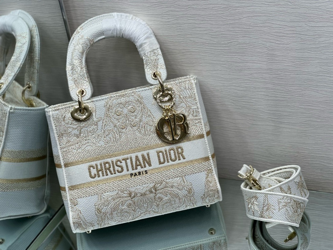 MEDIUM D*0r LADY D-LITE BAG 24 x 20 x 11 cm