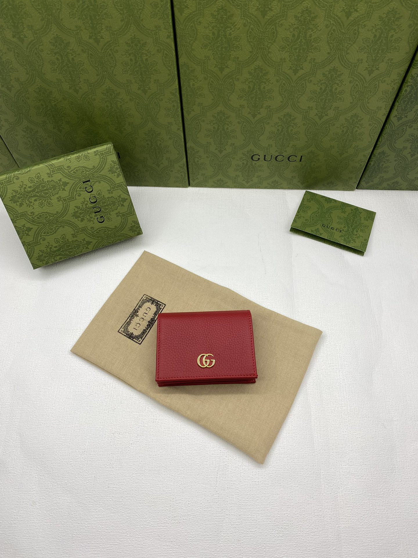G*u*i HUHU card wallet 11x8.5x3cm