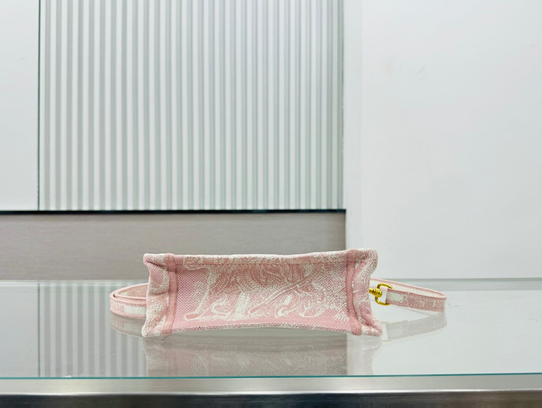 D*0r book tote 24SS 21.5×13×7.5cm