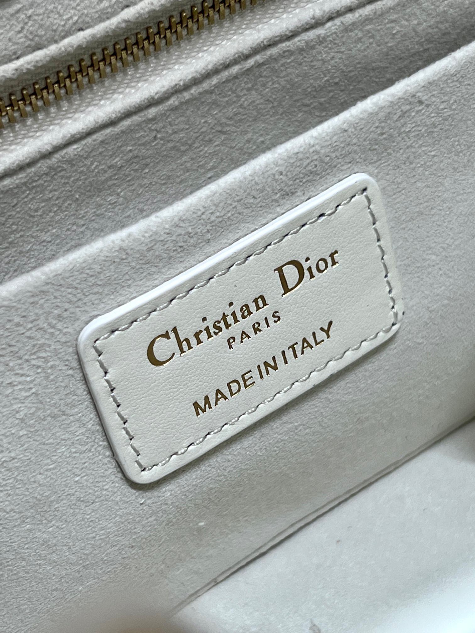 Lady D*0r 95•22 24×16.5×9.5cm