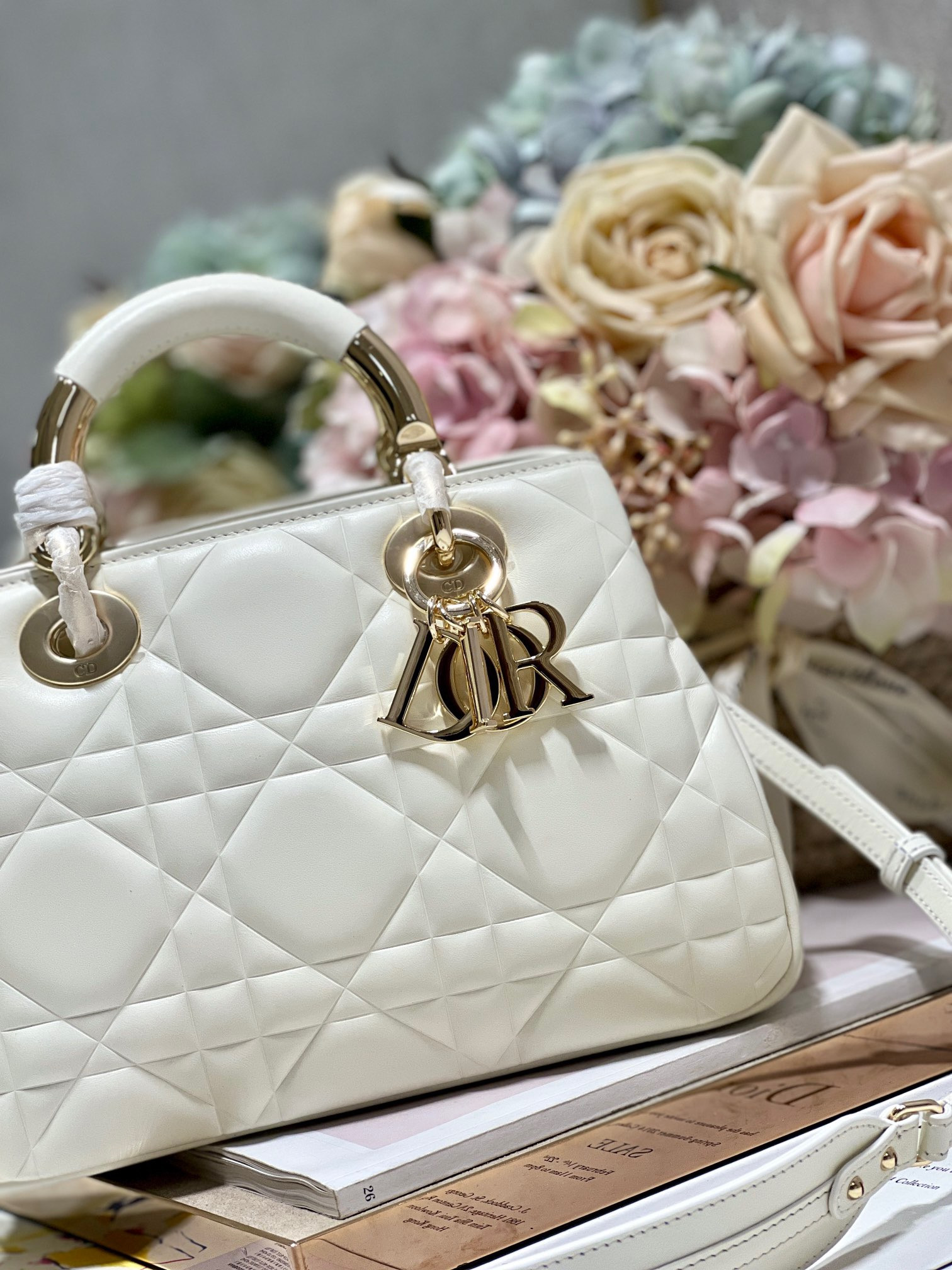 Lady D*0r 95•22 24×16.5×9.5cm