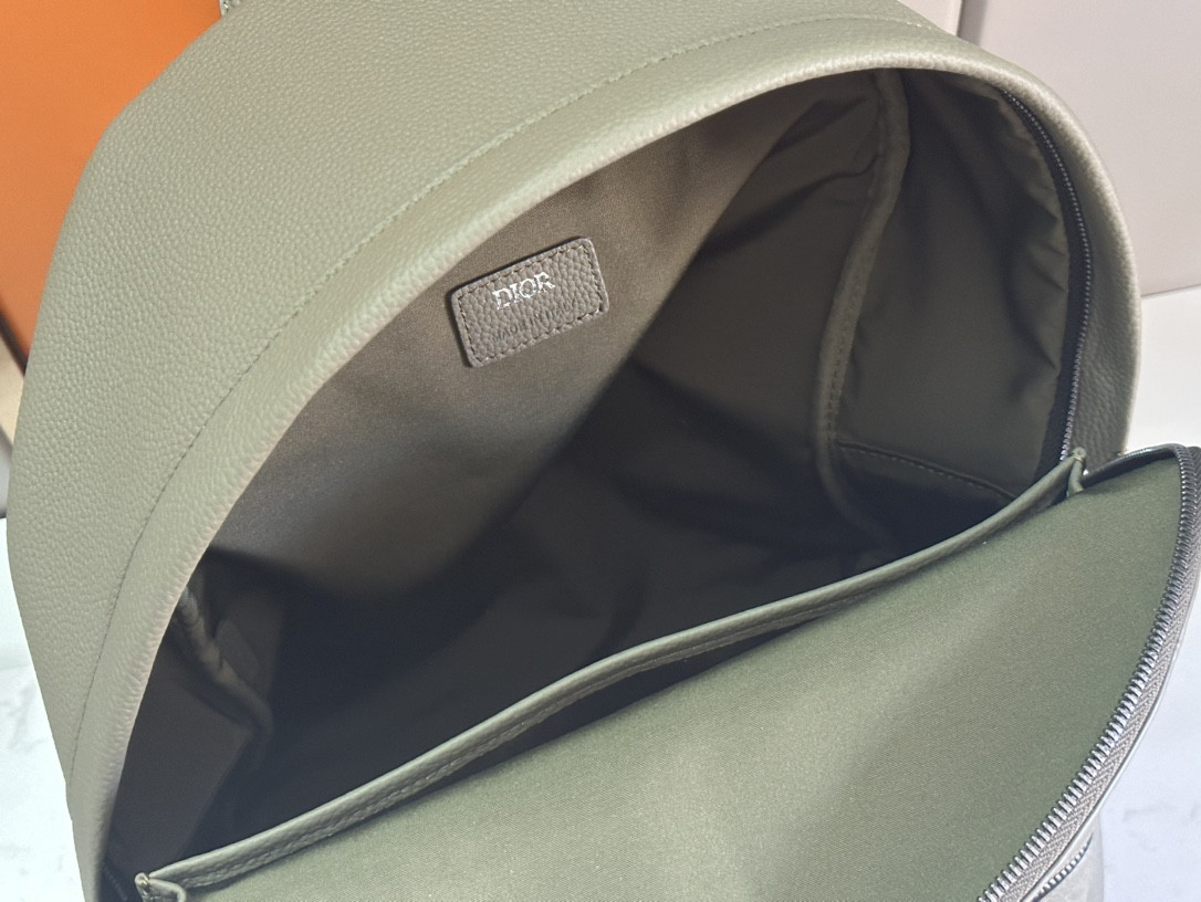 D*0r Rider 2.0 Backpack Khaki D*0r Gravity Leather and Khaki Grained Calfskin 31 x 40 x 18 cm