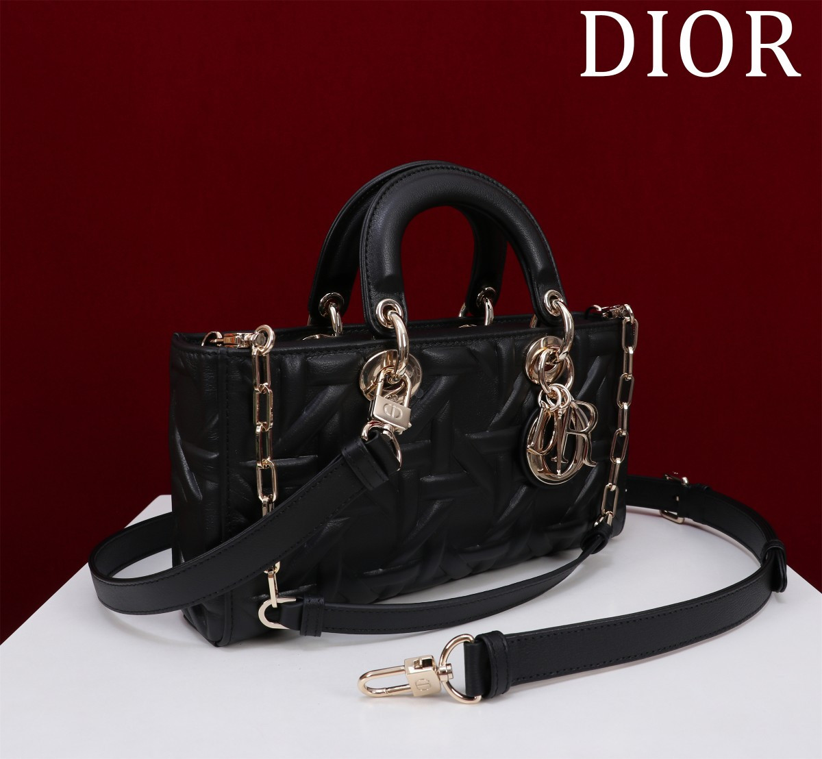 D*0r Medium Lady D-Joy Bag Latte Graphic Cannage 26 x 13.5 x 5 cm