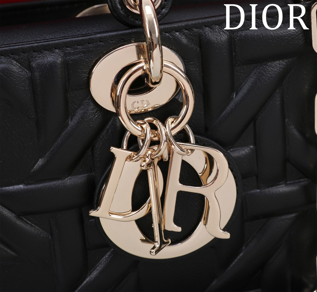 D*0r Medium Lady D-Joy Bag Latte Graphic Cannage 26 x 13.5 x 5 cm