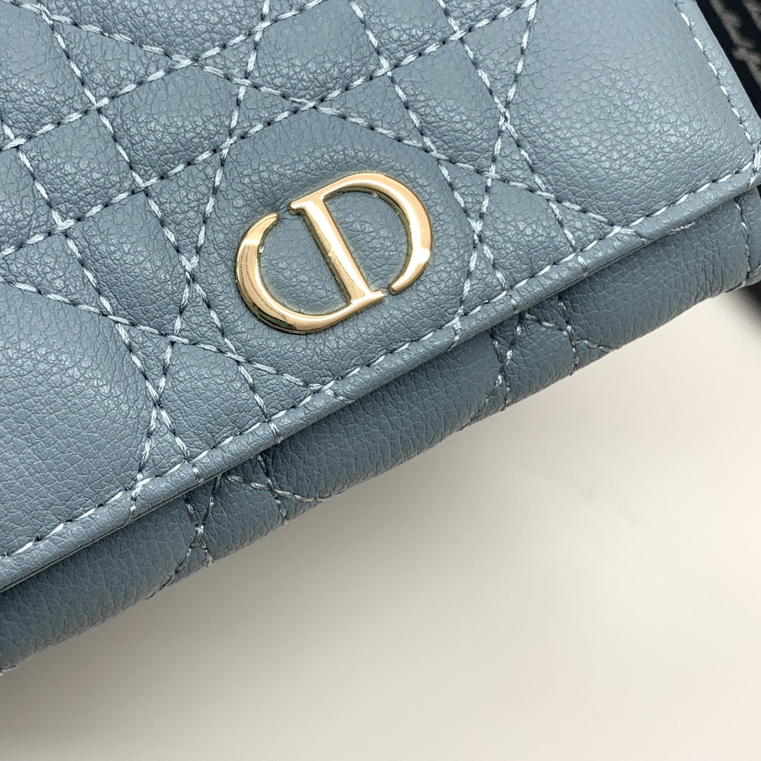 D*0r Card Holder