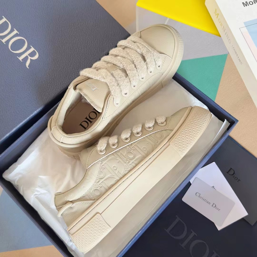 UA D*0r B33 Sneaker