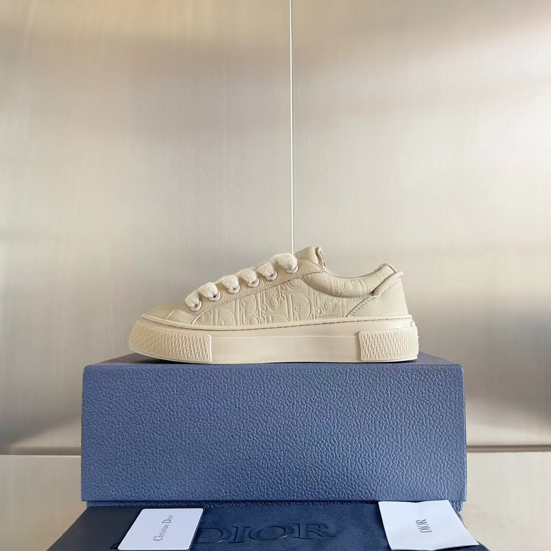 UA D*0r B33 Sneaker