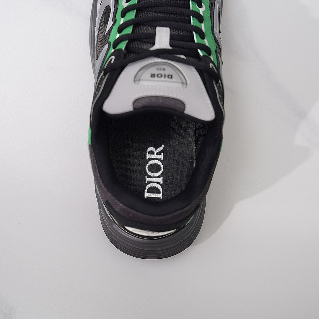 UA D*0r B30