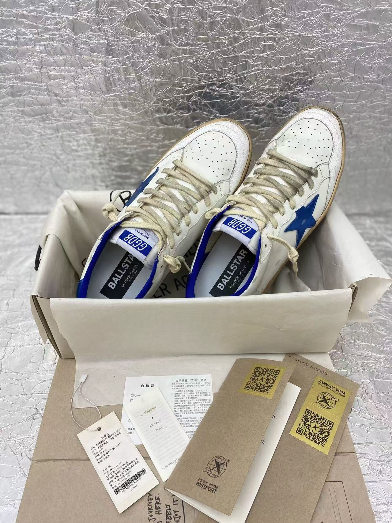 UA Golden Go*e S*per-Star Sneaker