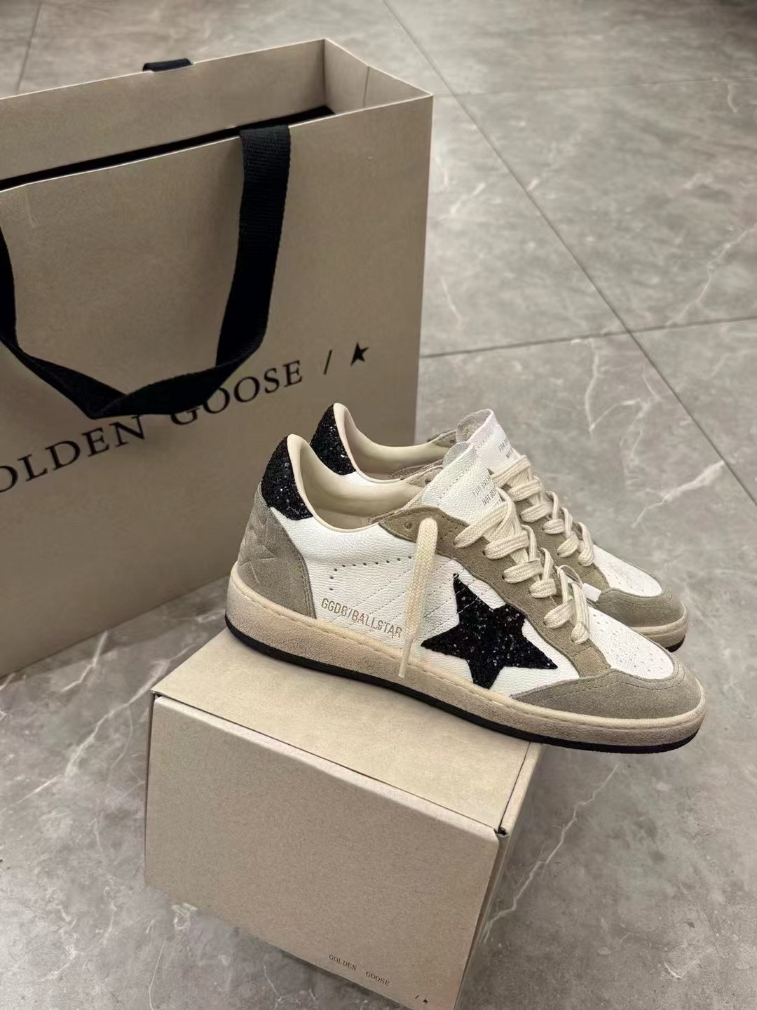 UA Golden Go*e S*per-Star Sneaker