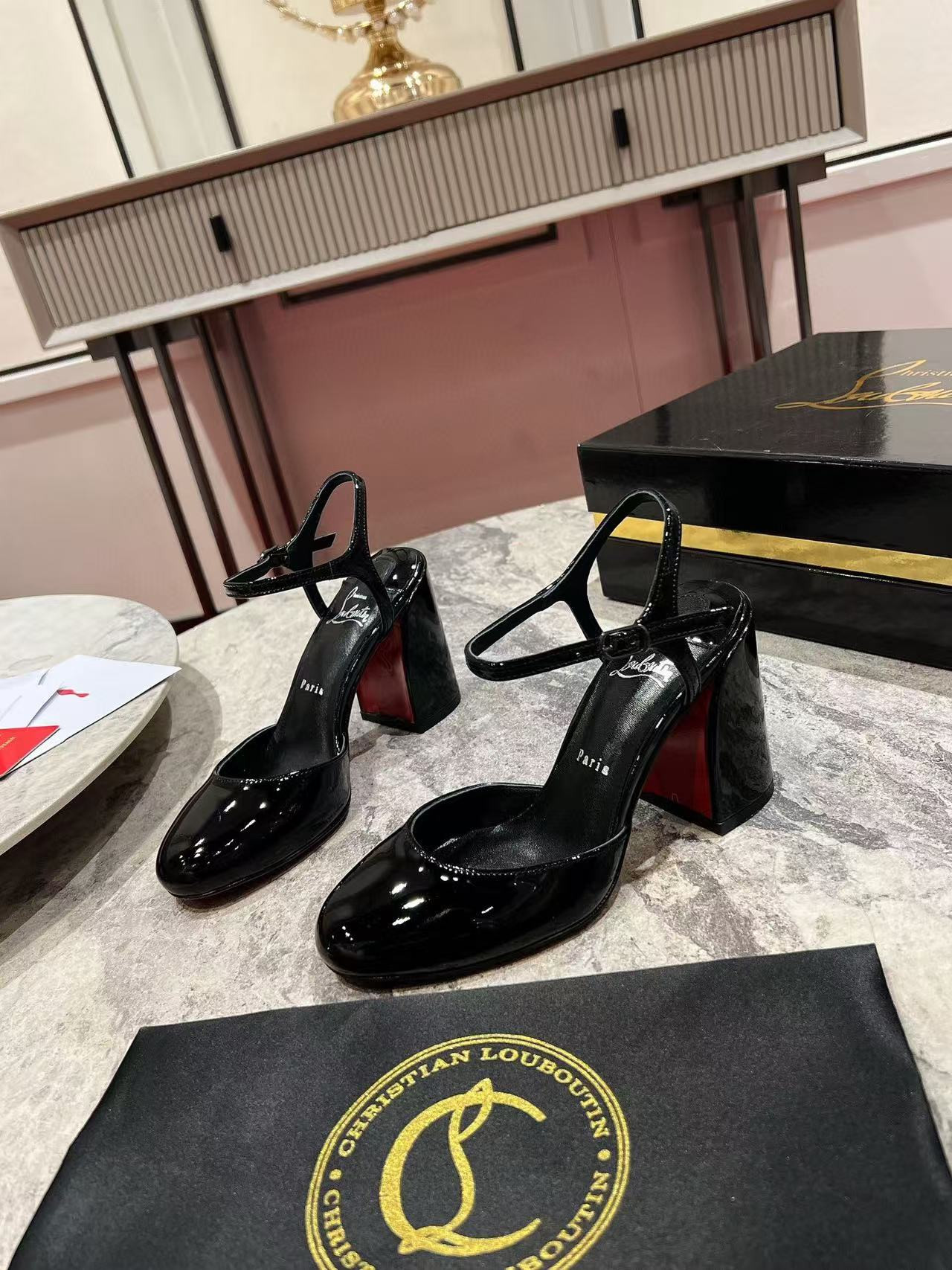 UA Ch**an LOUBOUTIN Shoes
